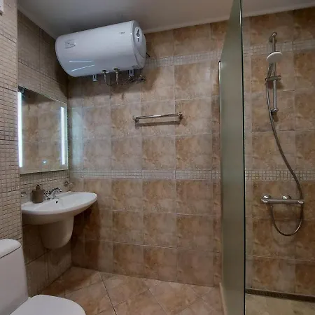 1-bdr Flat With Stunning Mountain View Lejlighed *